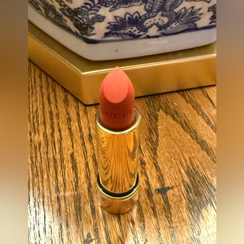 Gucci Rouge Matte Lipstick Janet Rust - Picture 6 of 9